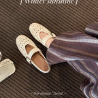 Damen Ballerinas mit floralen Lochmuster und verstellbarem Riemen R&B