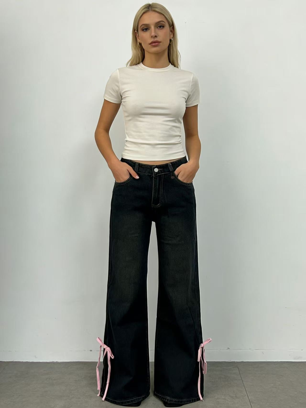 Damen Weite Jeans mit dekorativen Schnürdetails