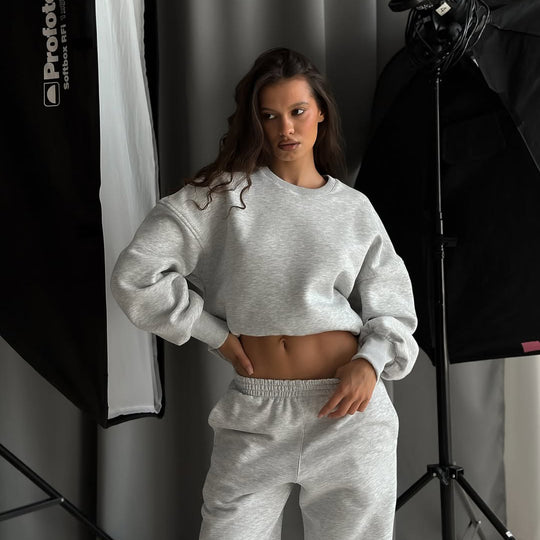 Damen lässiger Sport-Loungewear-Anzug mit crop Schnitt und weitem Bein R&B