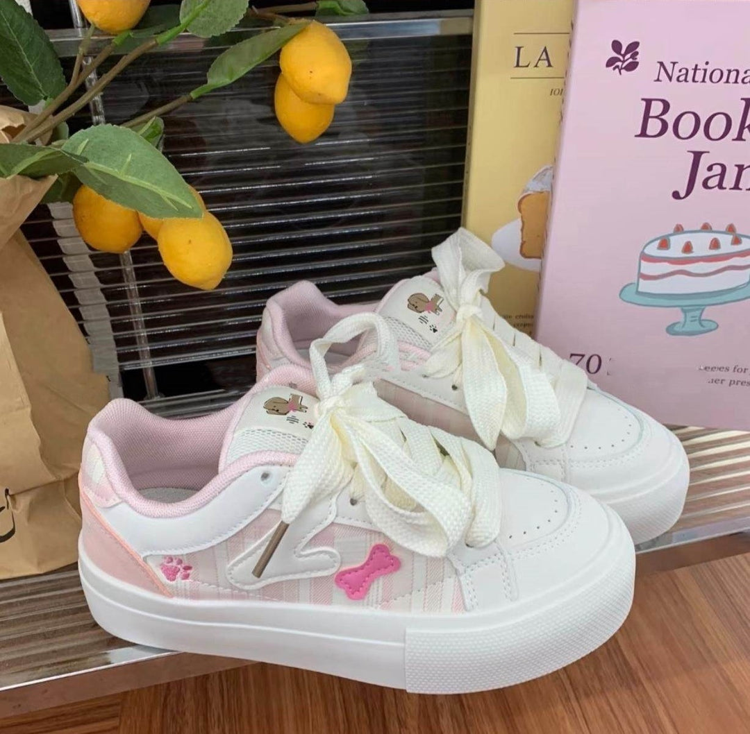 Damen Sneakers mit tierischem Motiv und robustem Design R&B