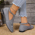 Damen Flache Slingback-Pantoletten mit eleganter Schnallen-Applikation und kunstvollen Stickereien