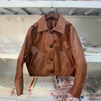 Damen Kunstlederjacke mit modernen Knopfdetails R&B