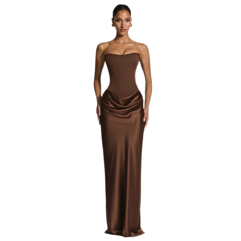 Damen Elegantes Abendkleid mit hohen Kragen und fließendem Schnitt R&B
