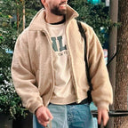 Herren kuschelige Fleecejacke mit hohem Kragen und seitlichen Taschen