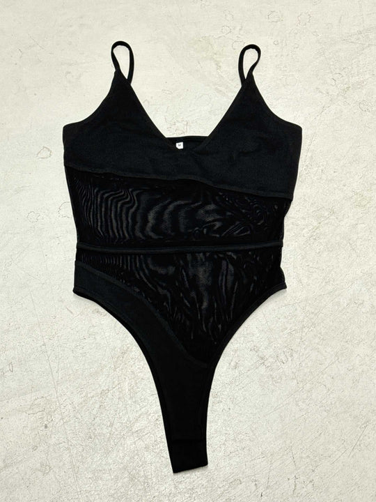 Damen Body mit raffinierten Mesh-Details und tiefem V-Ausschnitt R&B