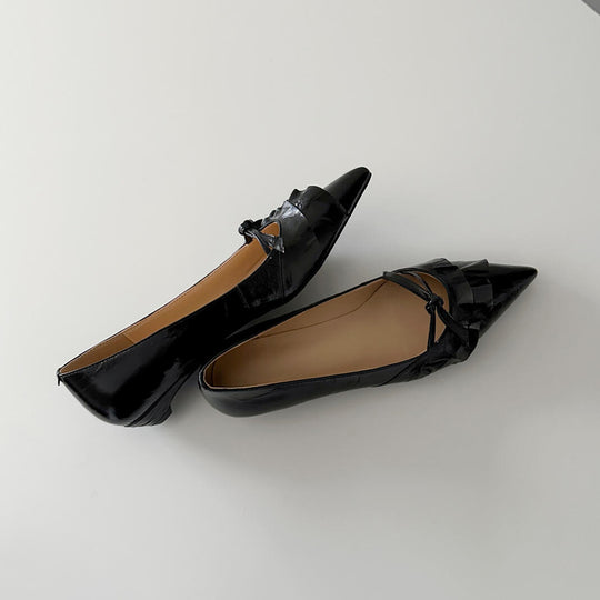Damen Pumps mit verspieltem Rüschen-Design und schmaler Zehenpartie R&B