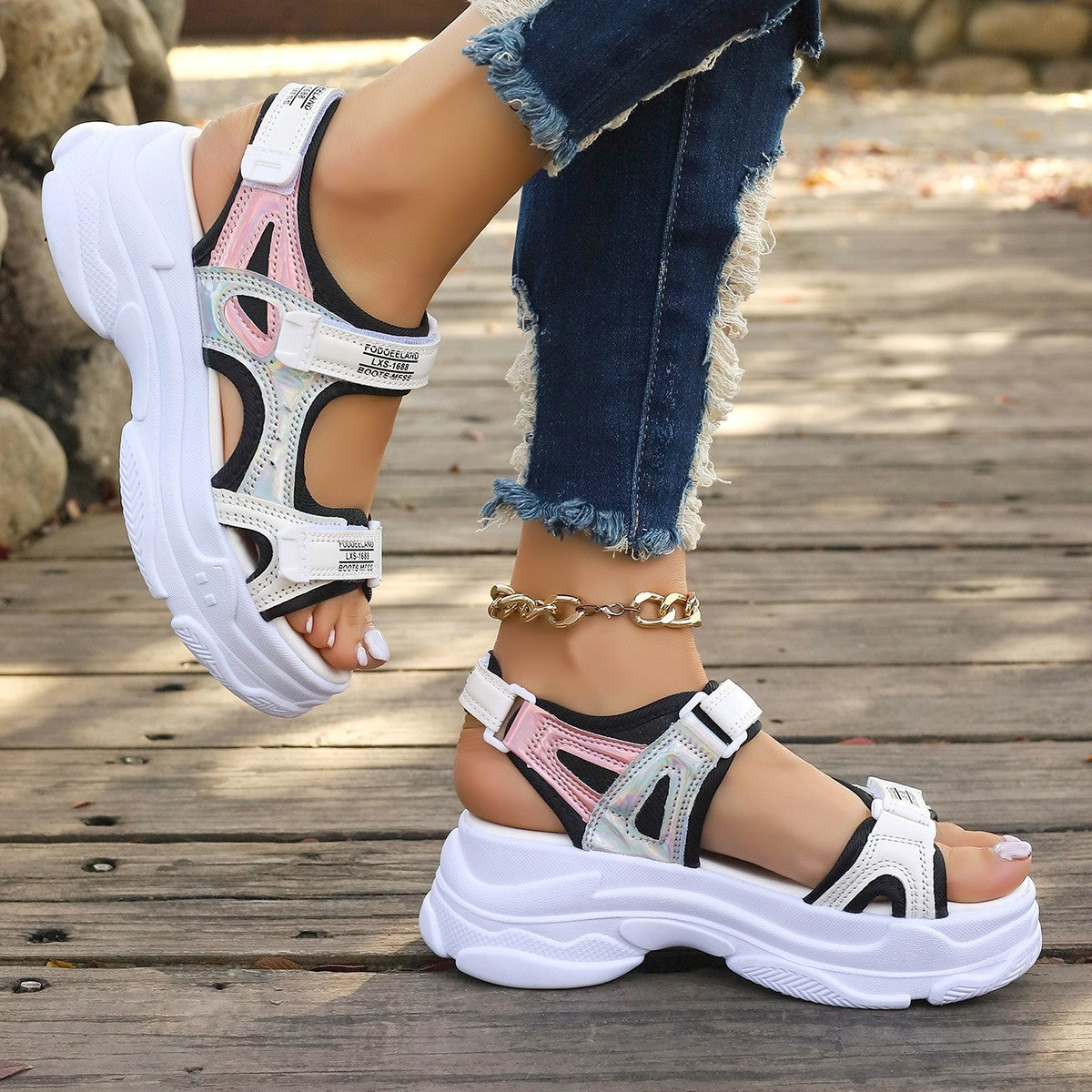 Damen Sportliche Sandalen mit verstellbaren Riemen und gepolstertem Fußbett R&B
