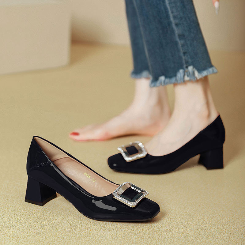 Damen elegante Blockabsatzpumps mit funkelnder Schnallenapplikation