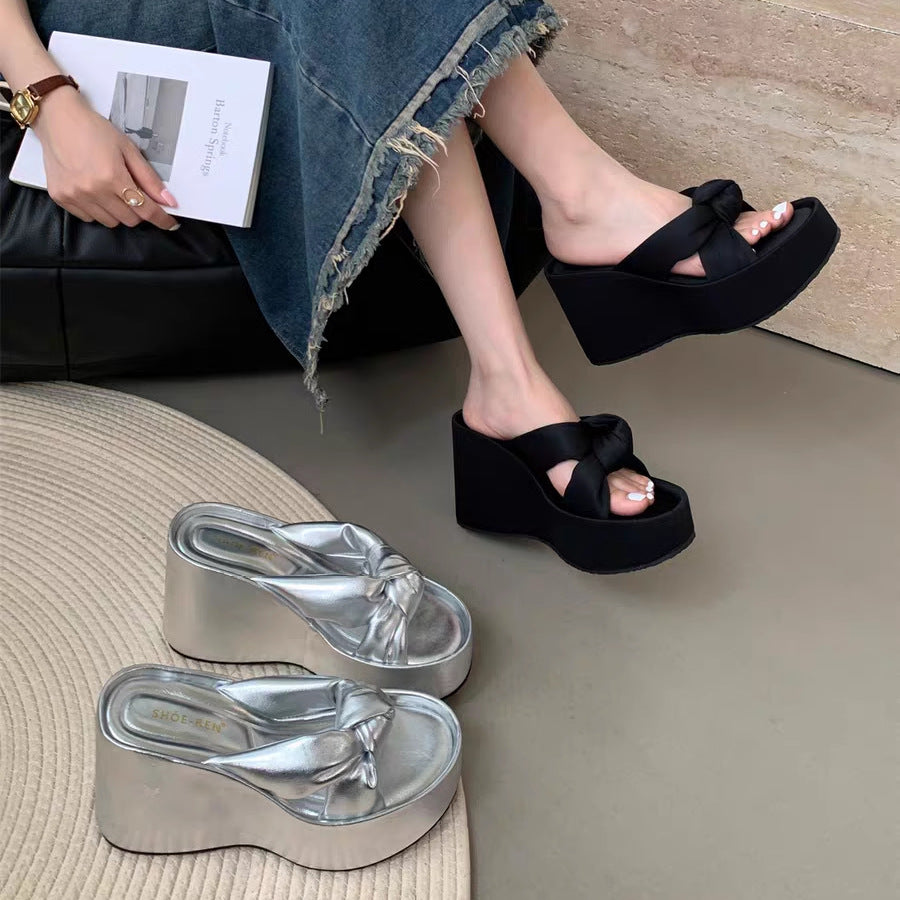 Damen Plateau-Pantoletten mit elegantem Schleifen-Design