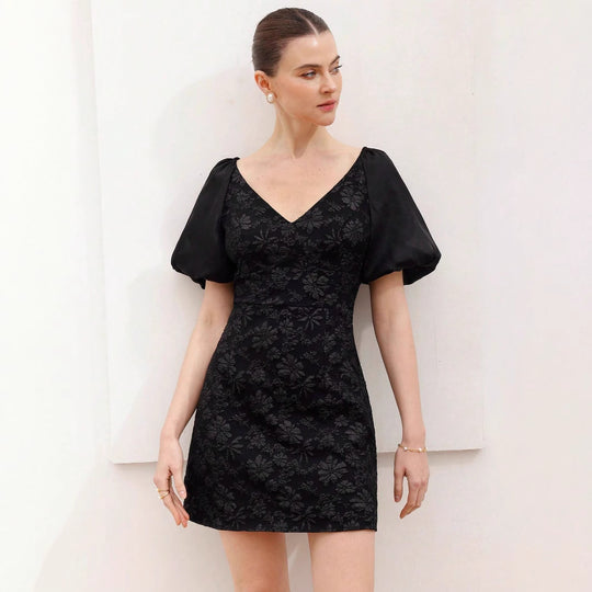 Damen Minikleid mit Puffärmeln und floralem 3D-Design R&B