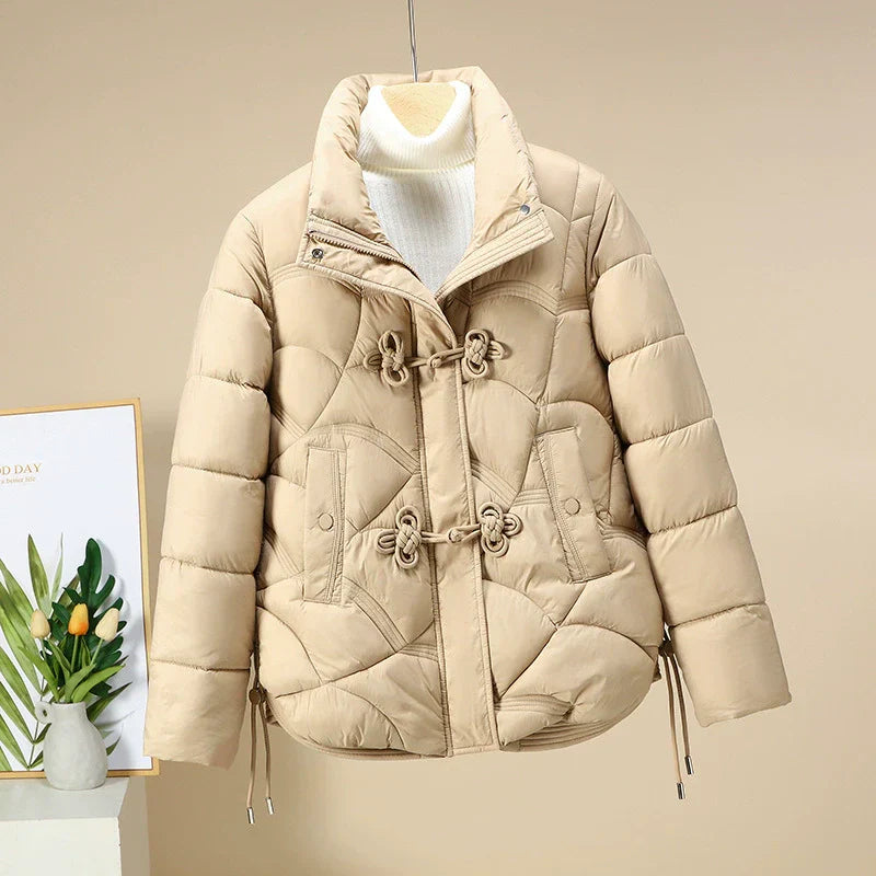 R&B | Puffer-Jacke - Kurzes Modell - Geometrisch Gequiltet - Froschknöpfe - Verstellbarer Saum
