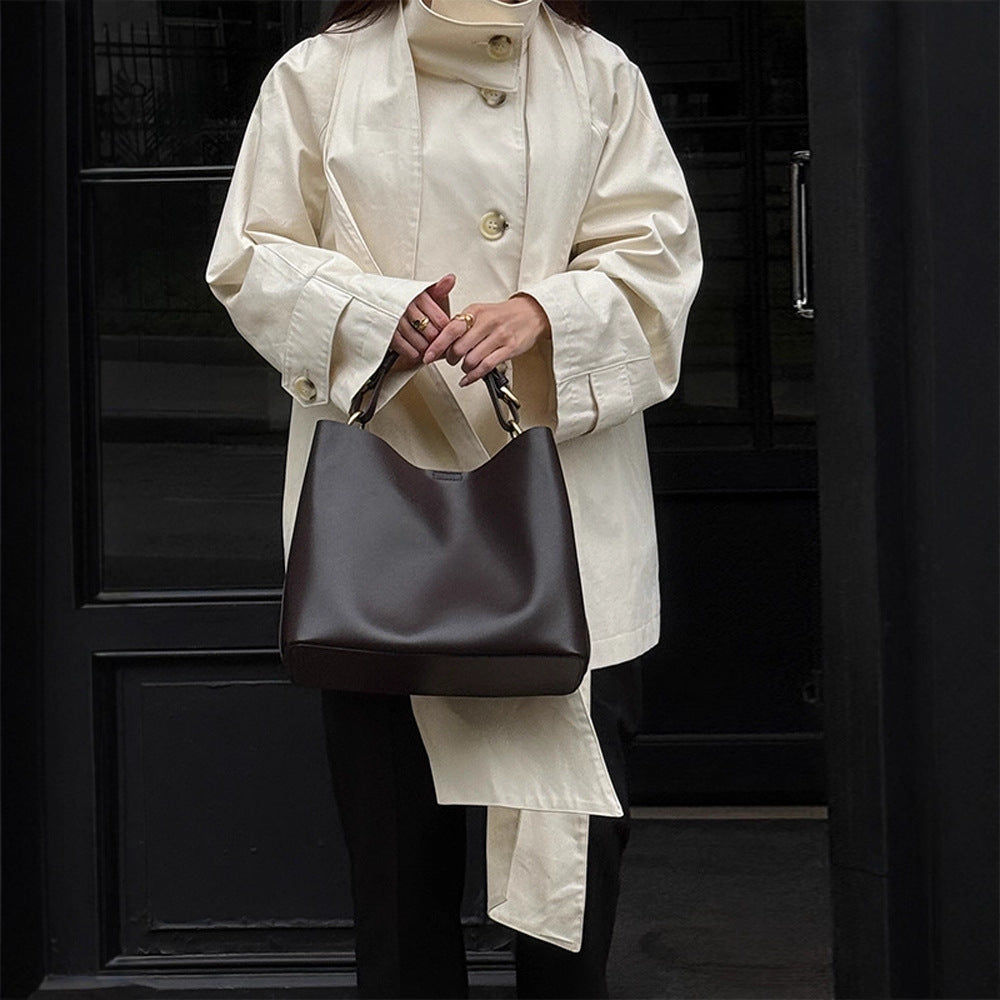 Damen oversized Cabanjacke mit praktischen Knöpfen und modernem Stehkragen R&B
