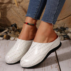 Damen Komfortable Clogs mit modischem Tierfell-Design und anatomischer Fußbettung R&B
