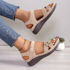 Damen Sandalen mit floralem Design und verstellbaren Riemen R&B