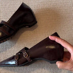 Damen elegante spitze Ballerina-Schuhe mit dekorativen Riemen und Schnallen