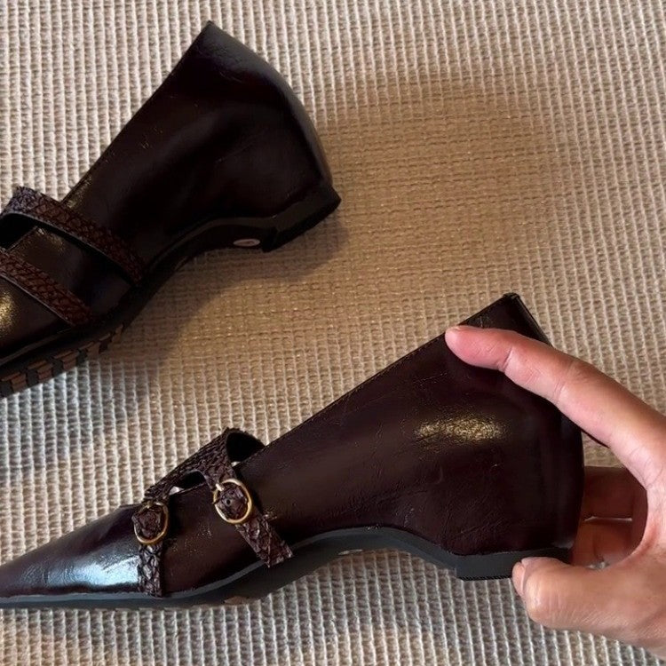 Damen elegante spitze Ballerina-Schuhe mit dekorativen Riemen und Schnallen