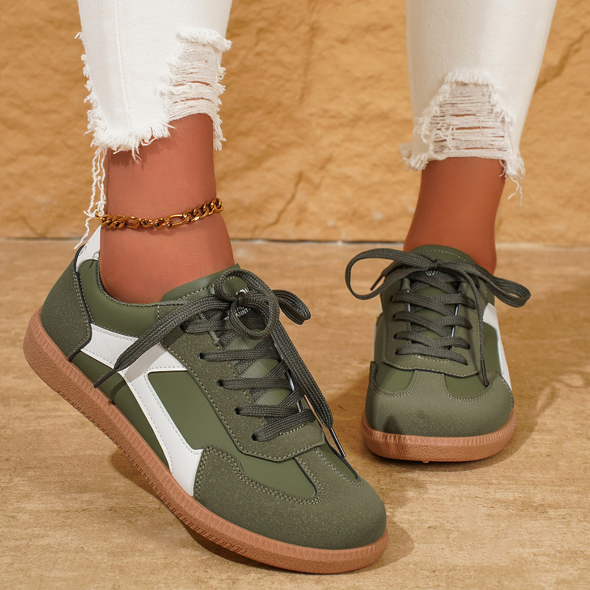 Damen sportliche Sneakers im Retro-Stil mit atmungsaktiver Oberflächenstruktur und rutschfester Sohle R&B