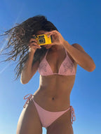 Damen Triangel-Bikini mit raffinierten Lochmuster-Details R&B