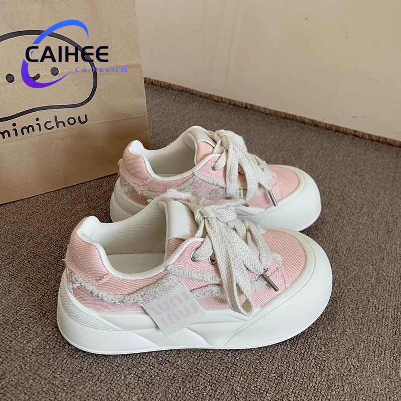 Damen Sneakers mit trendigem Sternen-Applikation und komfortabler Laufsohle