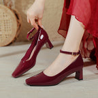 Damen elegante Lackleder Pumps mit komfortablem Blockabsatz