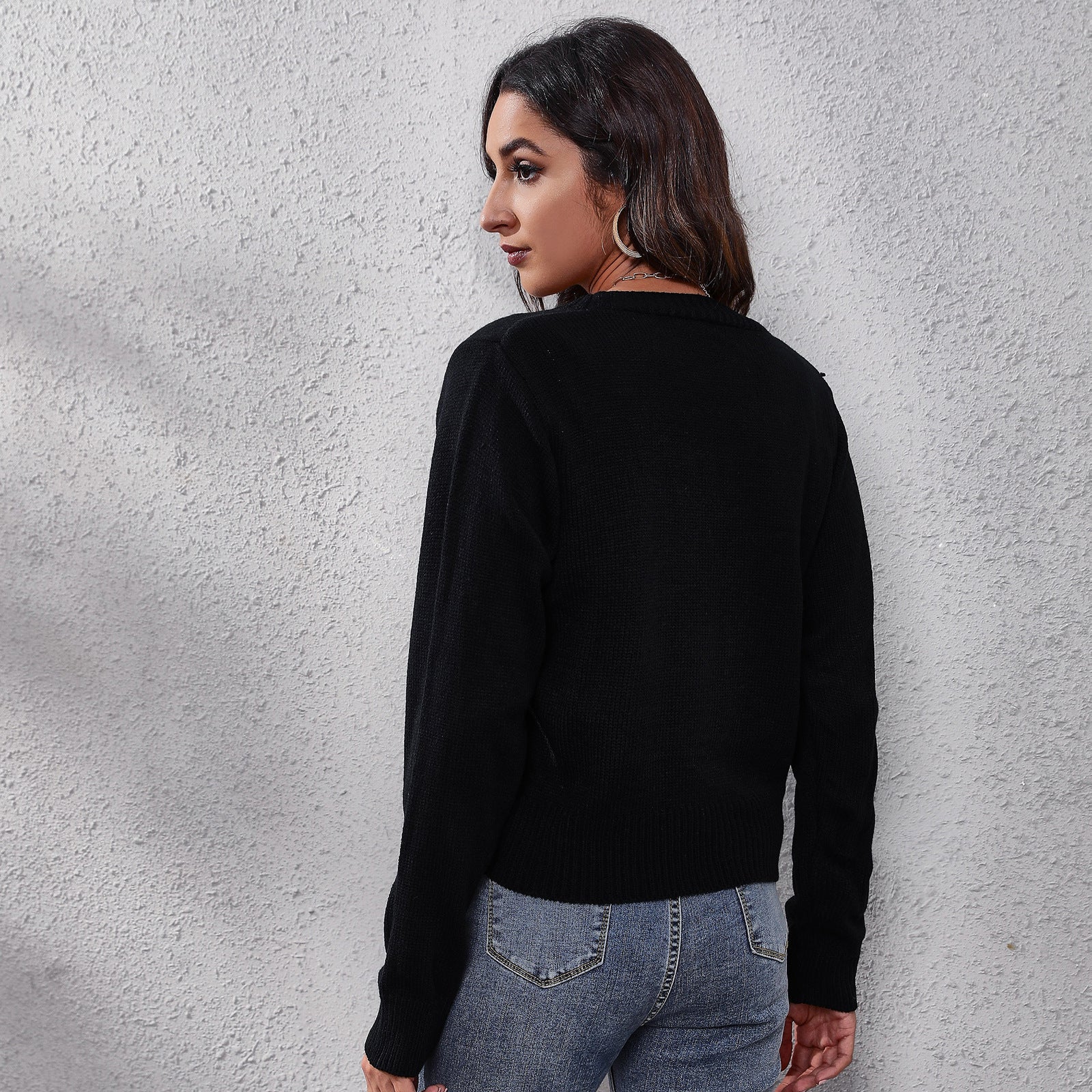 Damen Modische Strickjacke mit bunten Taschen und tiefem V-Ausschnitt R&B