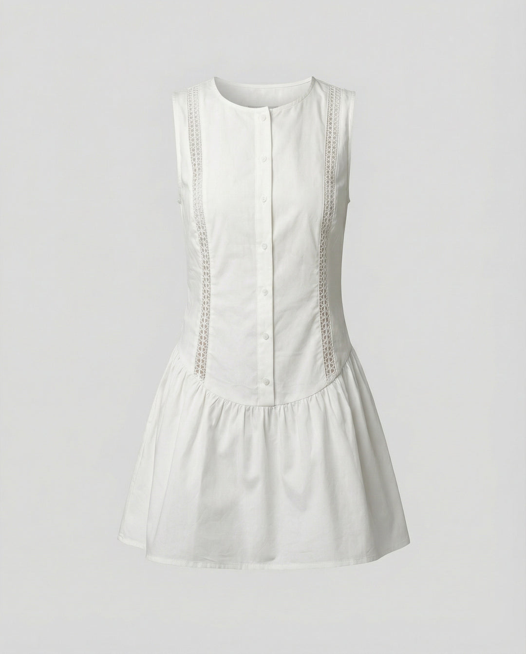 Ärmelloses weißes Kleid mit Cut-outs