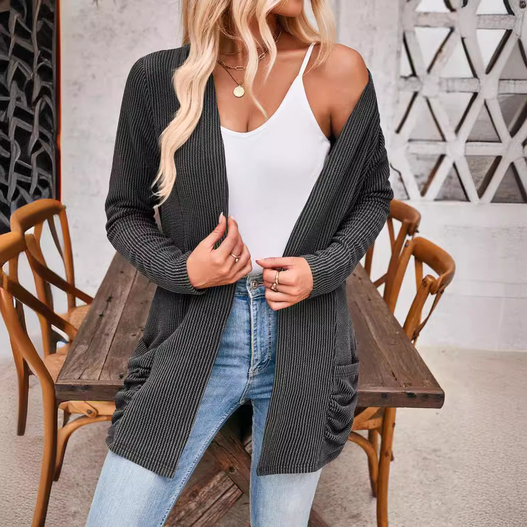 Damen Strickjacke mit Raffung und praktischen Taschen R&B