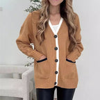 Damen Strickjacke mit Taschen und modernen Knöpfen R&B