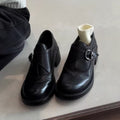Damen schwarze Ankle Boots mit modischem Schnallenakzent und eleganter Absatzhöhe
