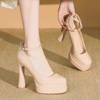 Damen stilvolle Plateau Pumps mit verstellbarem Riemchen R&B
