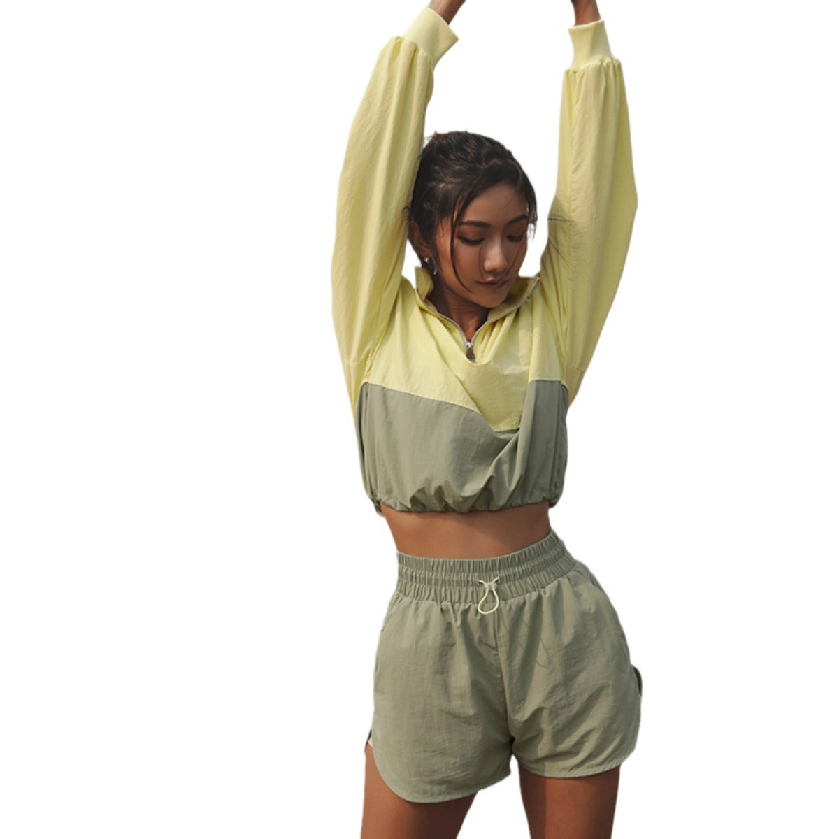 Damen nan sportliches kurzes Trainingsset mit halbem Reißverschluss, Tunnelzug und elastischen Laufshorts R&B