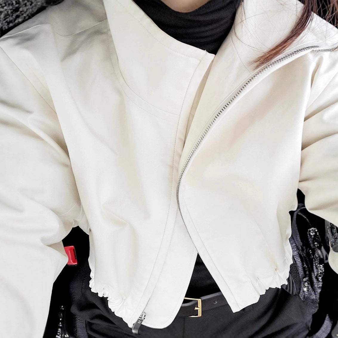 Damen Modische Kurzjacke mit hohem Kragen und voluminösen Ärmeln R&B