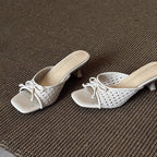 Damen modische Mules mit elegantem Schleifen-Design und komfortablem Absatz R&B