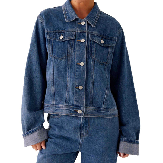 Damen trendige Denimjacke im lässigen Schnitt mit aufgesetzten Taschen und Knopfdetails R&B