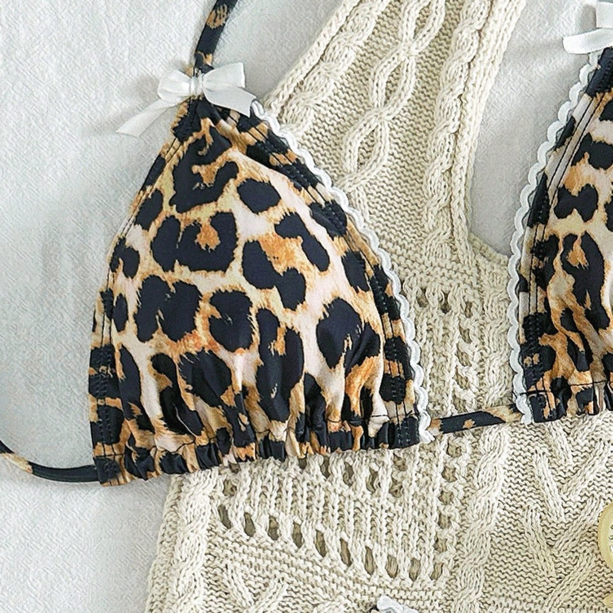 Damen modern geschnittenes Bikini-Set mit Schlangenmuster R&B