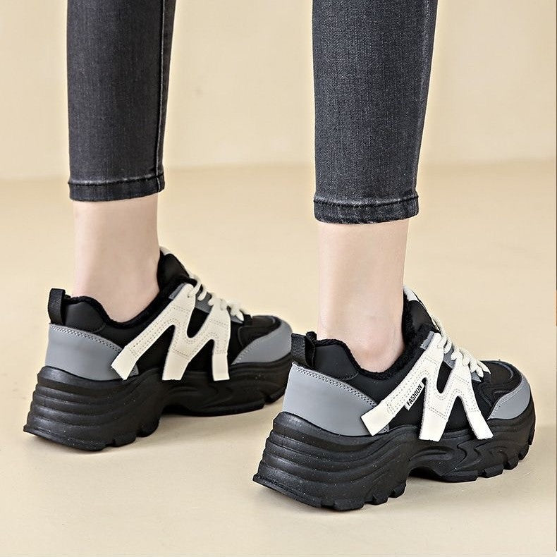 Damen Sportliche Komfort-Sneaker mit dämpfender Sohle und stylischem Design