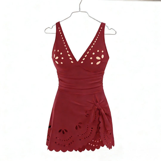 Damen Bademode mit raffinierten Cut-Outs R&B