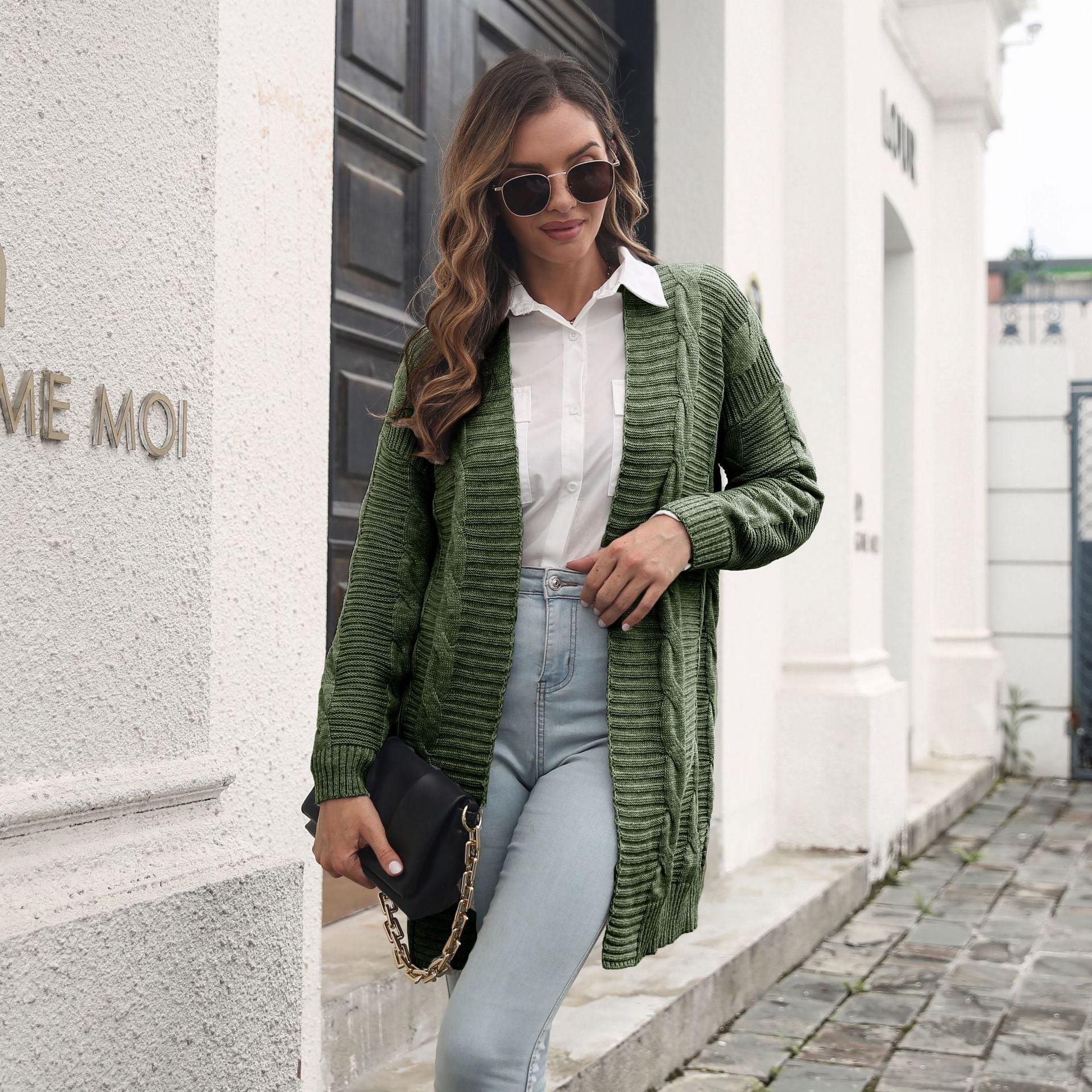 Damen Strickjacke mit strukturiertem Zopfmuster und lässigem Schnitt R&B