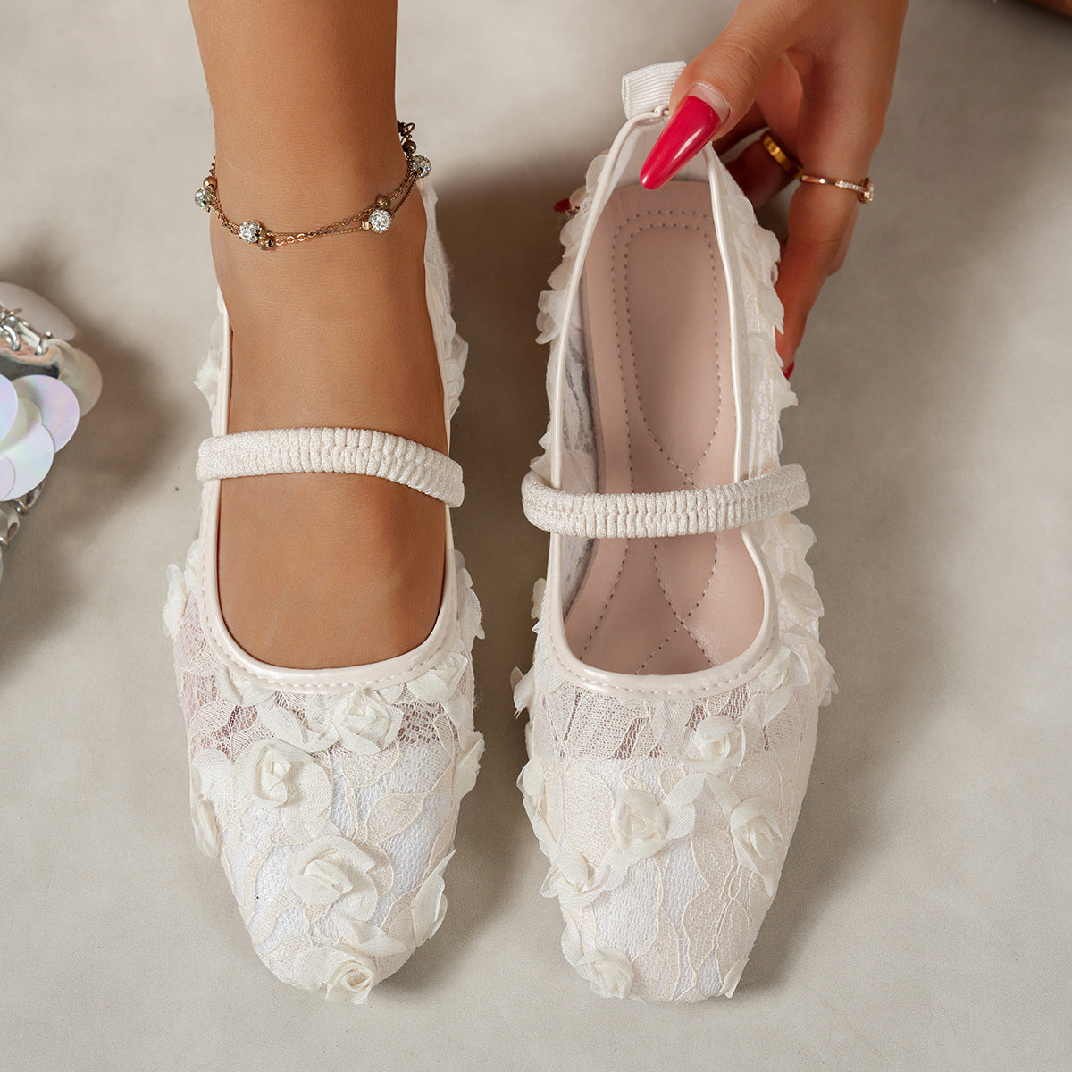 Damen eleganter Ballerina mit floralem Spitzenoberteil R&B
