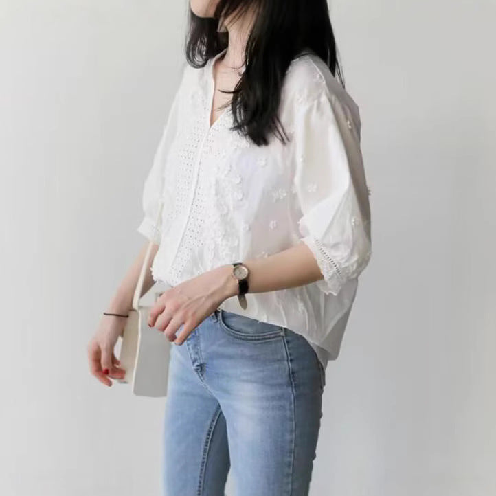 Damen Bluse mit gesticktem Detail und Knopfleiste R&B
