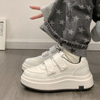 Damen Sportliche Sneakers mit breiter Sohle und elegantem Klettverschluss R&B