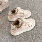 Damen Sneakers im verspielten Karo-Look mit Tiermotiven und bequemer Dämpfung