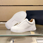 Damen Hochwertige Sneakers aus geschmeidigem Leder mit gepolsterter Sohle R&B