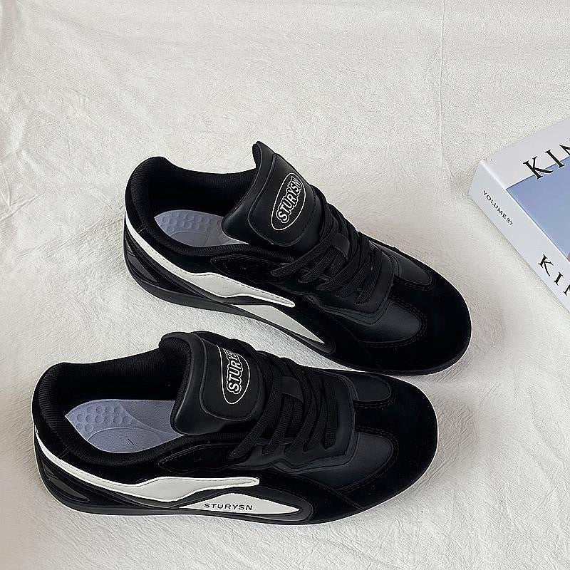 Damen Retro-Inspirierte Sneakers mit atmungsaktivem Obermaterial