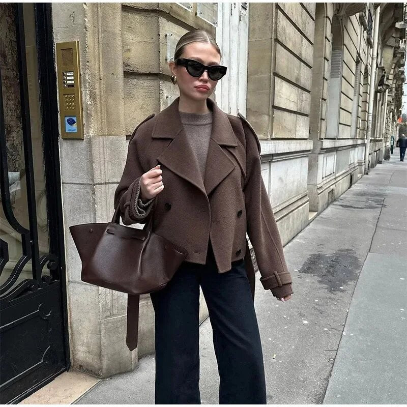 Damen elegante und vielseitige Wolljacke mit doppelter Knopfleiste und breitem Kragen R&B