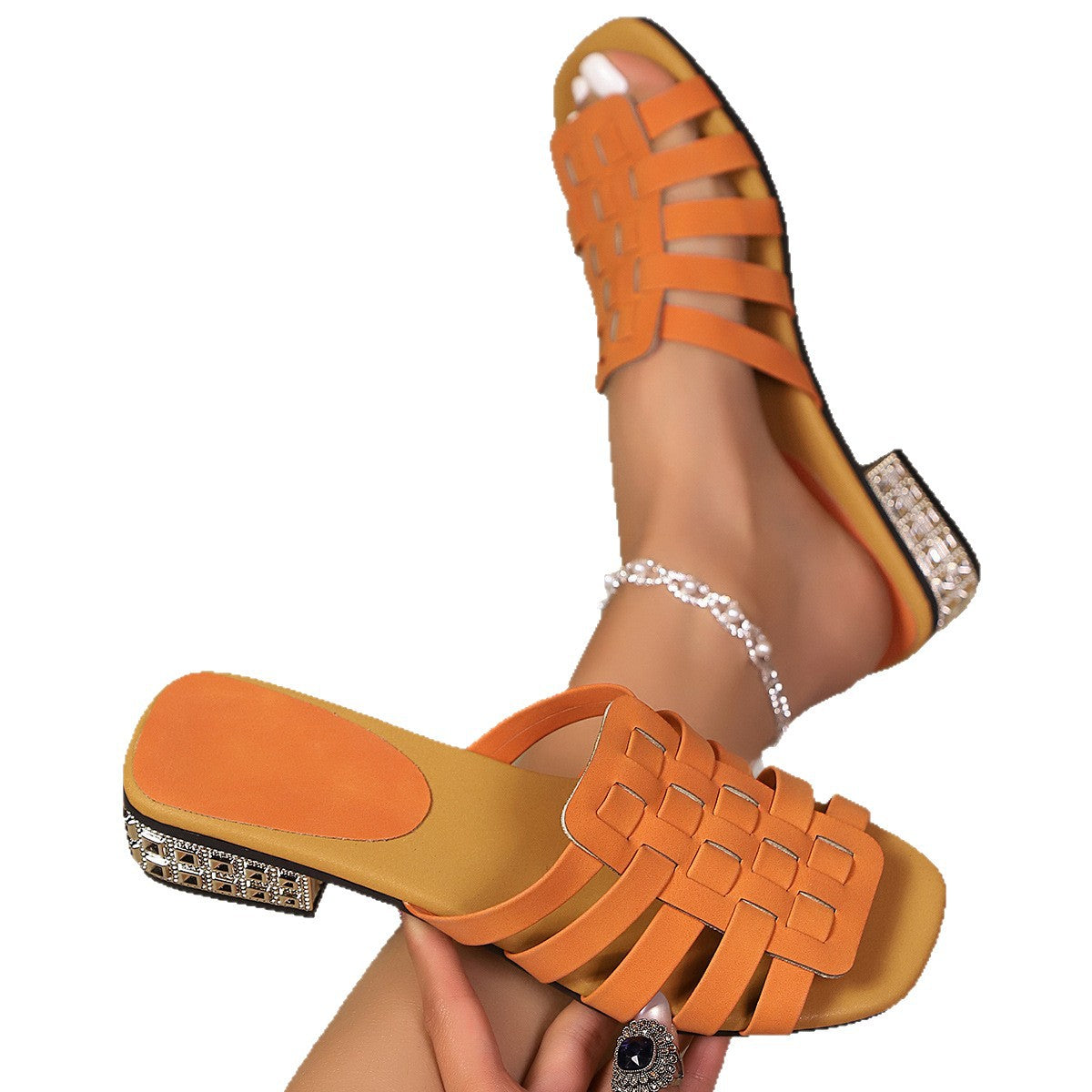 Damen Offene Designer-Sandalen mit kunstvollem Flecht-Detail und trendigem Blockabsatz R&B