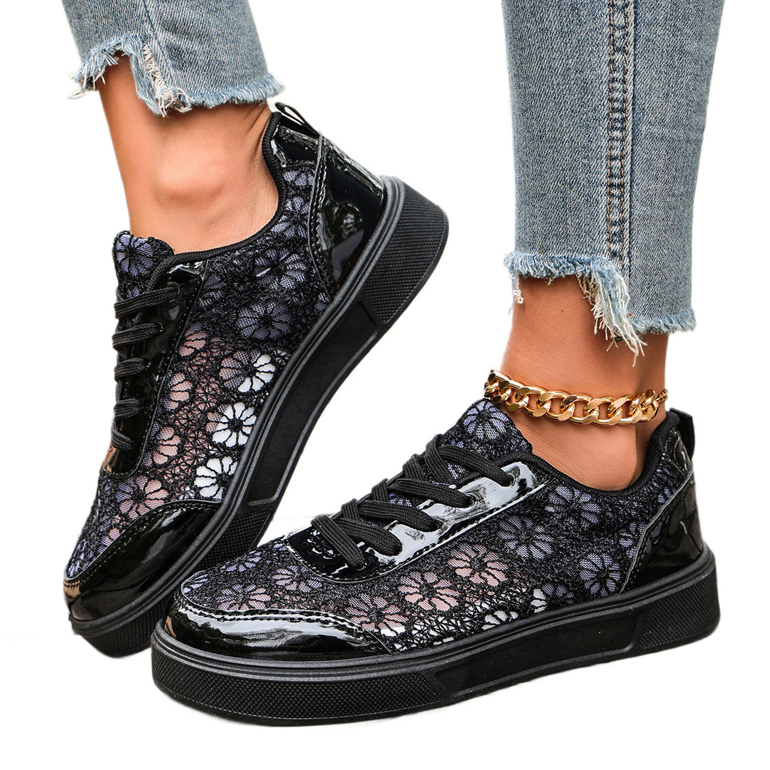 Damen Sneaker mit floralem Spitzen-Design und glänzender Oberflächenstruktur R&B