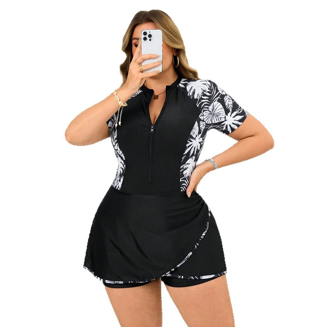 Damen modischer Schwimmanzug mit kurzem Rock R&B