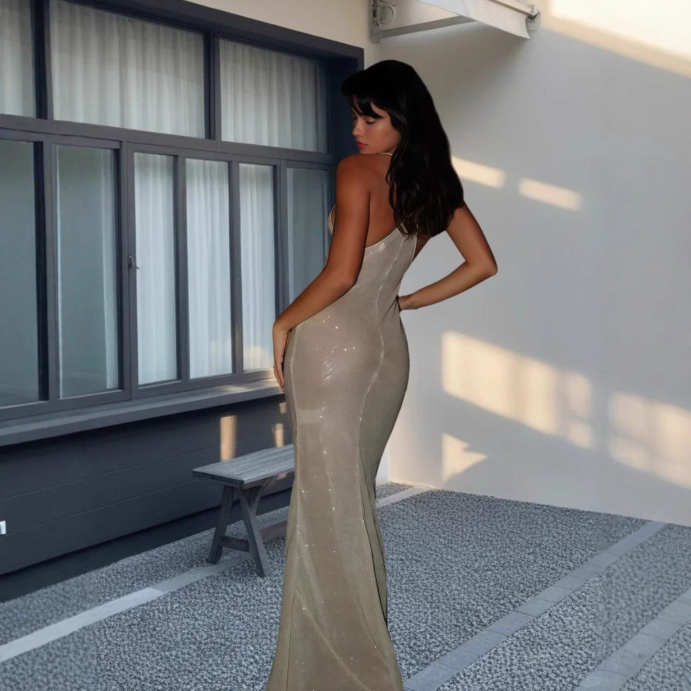 Damen Glänzendes Abendkleid mit schmalem Schnitt und eleganten Spaghettiträgern R&B