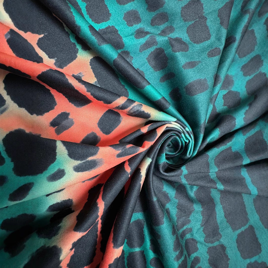 Damen Maxikleid mit tiefem V-Ausschnitt und schickem Schlitz R&B
